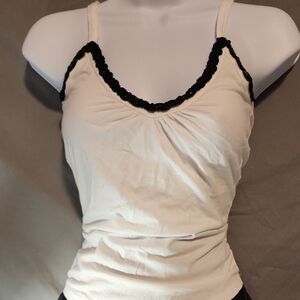 Black and White Sleeveless Fitted Camisol